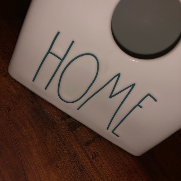 NWT Rae Dunn “Home” Birdhouse - Picture 2 of 8